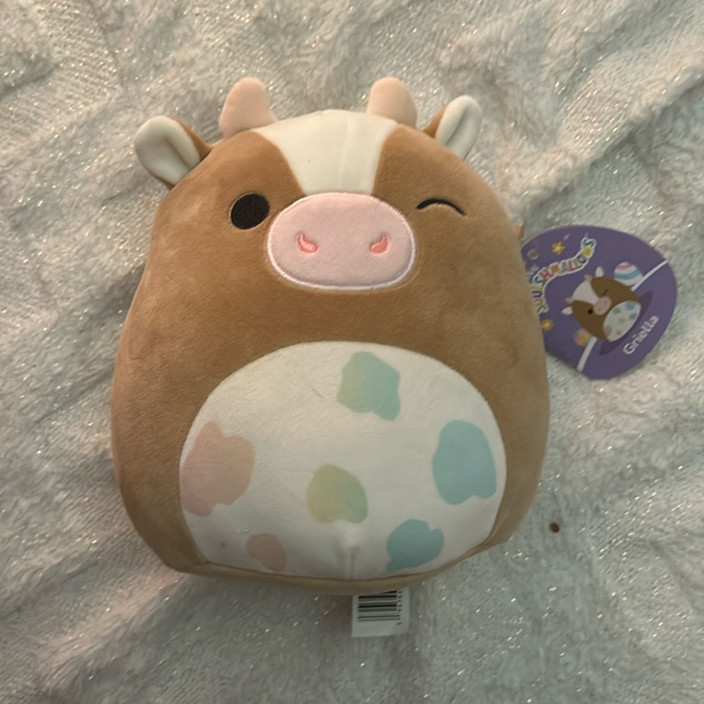 Easter squishmellow